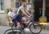 Cork rugby fan’s hilarious picture of Peter O’Mahony and Keith Earls cycling goes viral